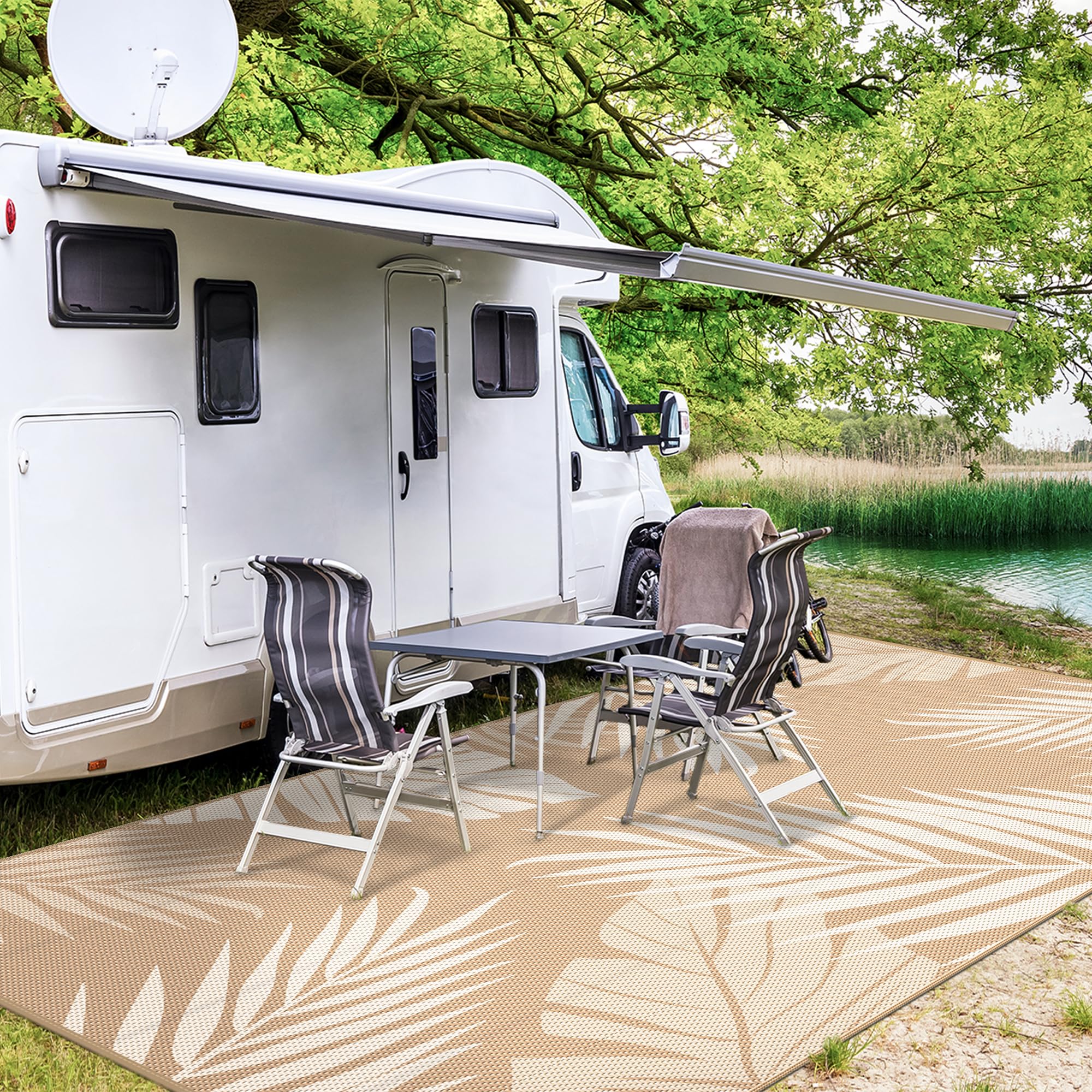 GENIMO Outdoor Rug 10'x14' folded in carry bag for easy transport
