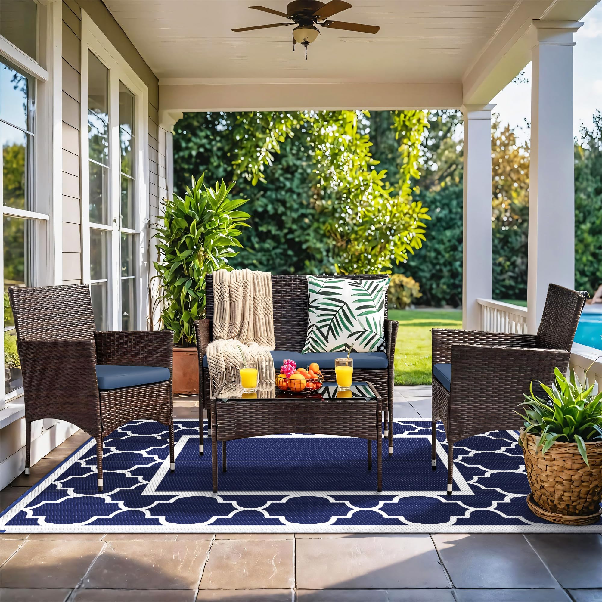 GENIMO Outdoor Rug 4'x6' blue and white side view