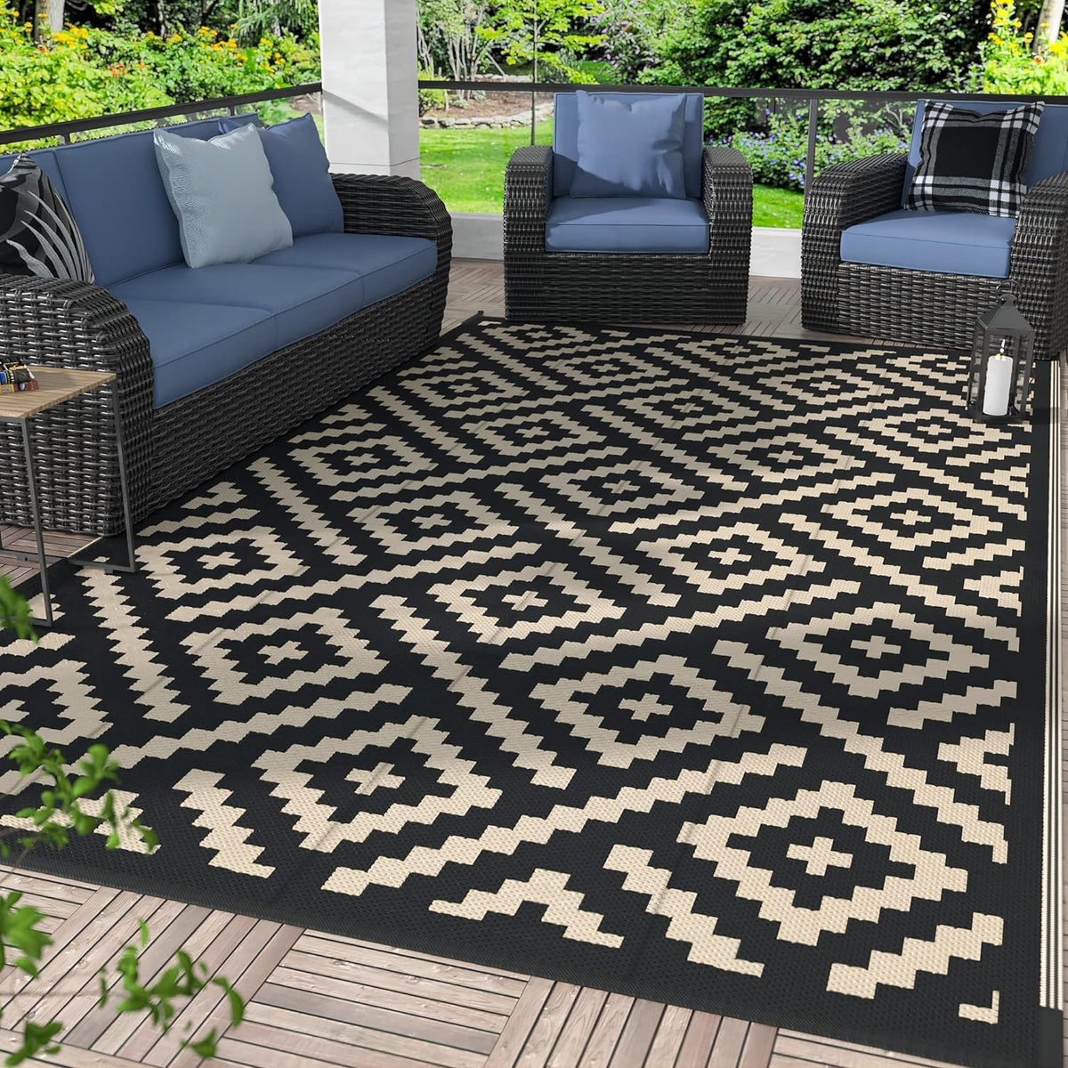 GENIMO Outdoor Rug 4'x6' in black and beige pattern