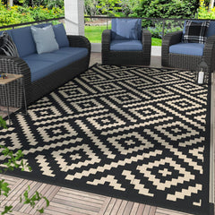 GENIMO Outdoor Rug 4'x6' in black and beige pattern