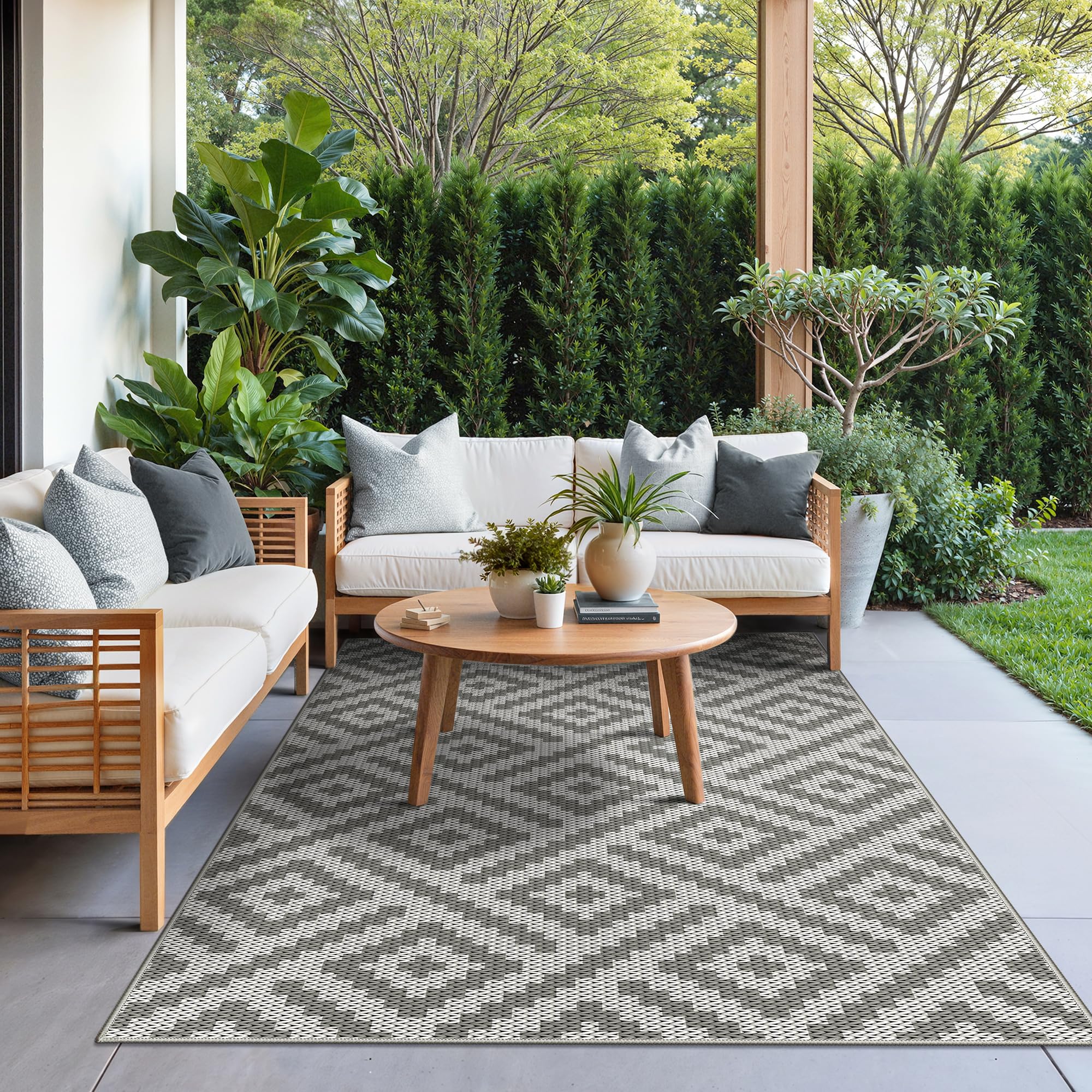GENIMO Outdoor Rug 5'x8' cloud grey in living room