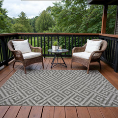 GENIMO Outdoor Rug 5'x8' cloud grey texture detail