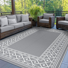 GENIMO Outdoor Rug 5'x8' grey and white geometric design front view