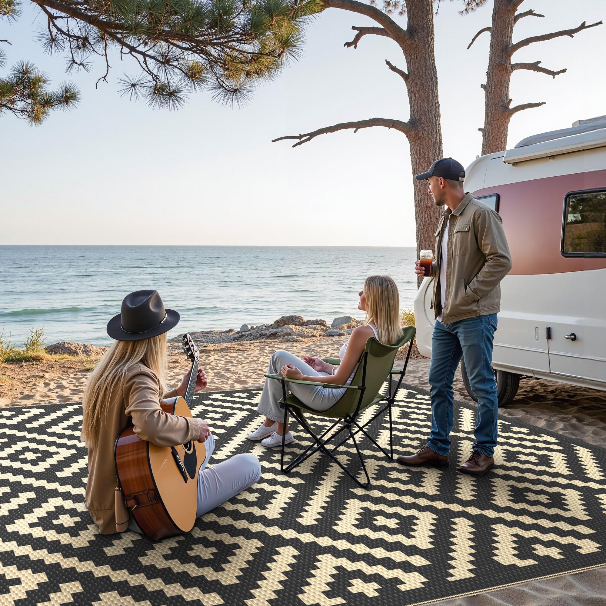 GENIMO Outdoor Rug 8'x10' black beige in outdoor setting