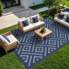 GENIMO Outdoor Rug 8'x10' blue grey rolled up with carry bag