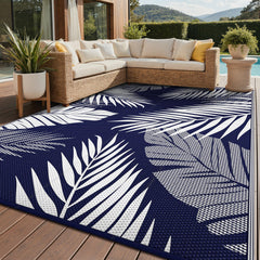GENIMO Outdoor Rug 8'x10' in blue and white palm leaf design
