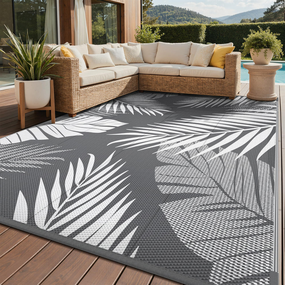 GENIMO Outdoor Rug 9' x 12' Grey and White front view