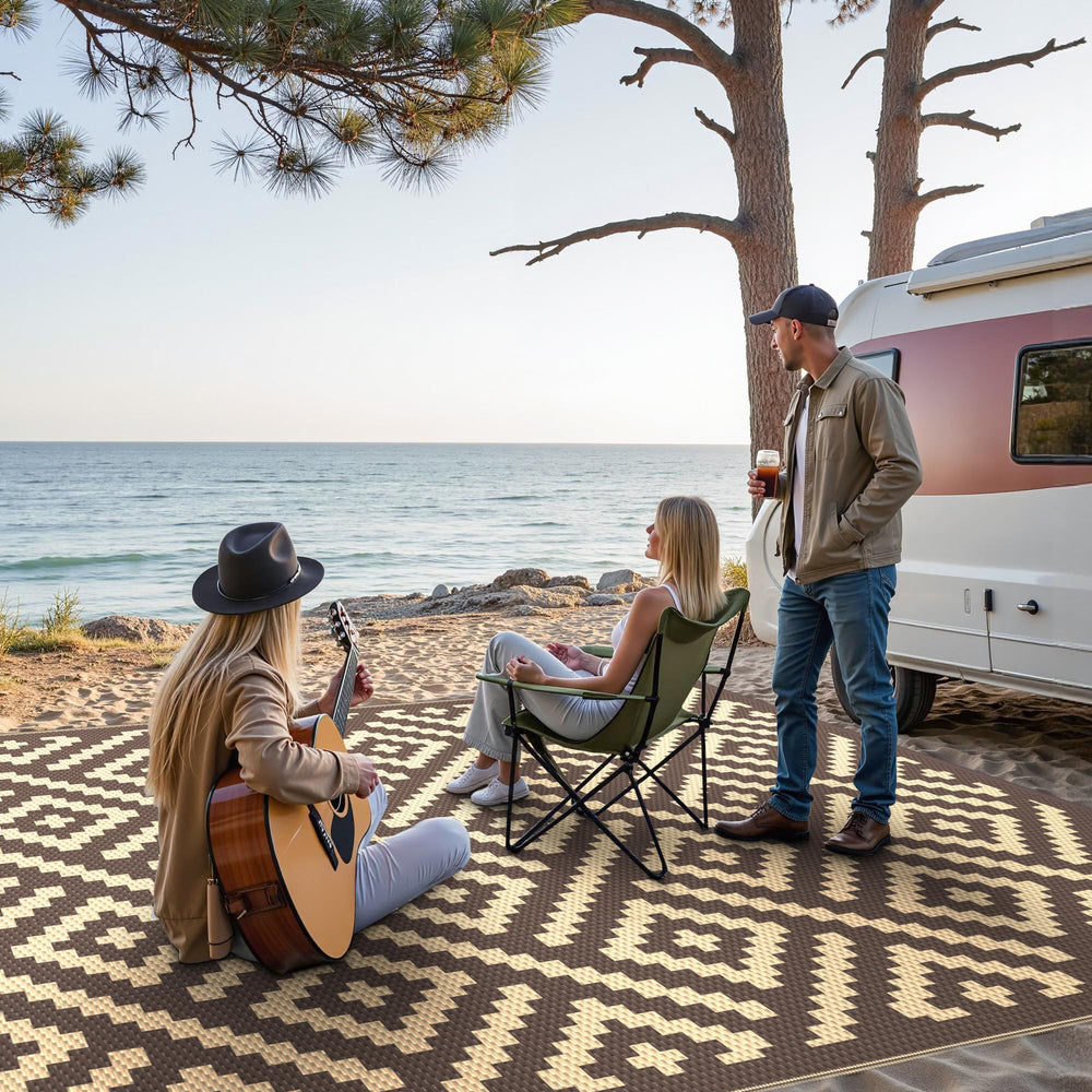 GENIMO Outdoor Rug 9'x12' in an outdoor setting