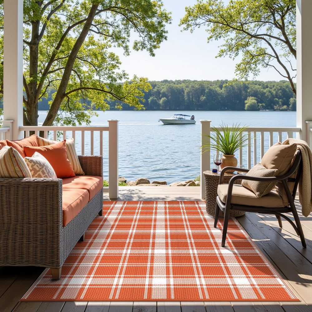GENIMO Outdoor Rug folded for easy storage