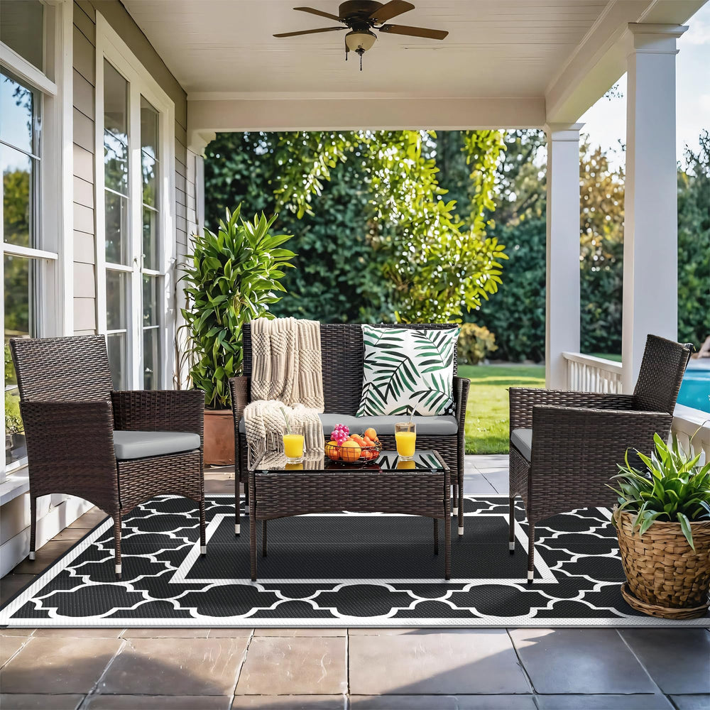 GENIMO Outdoor Rug folded for portability