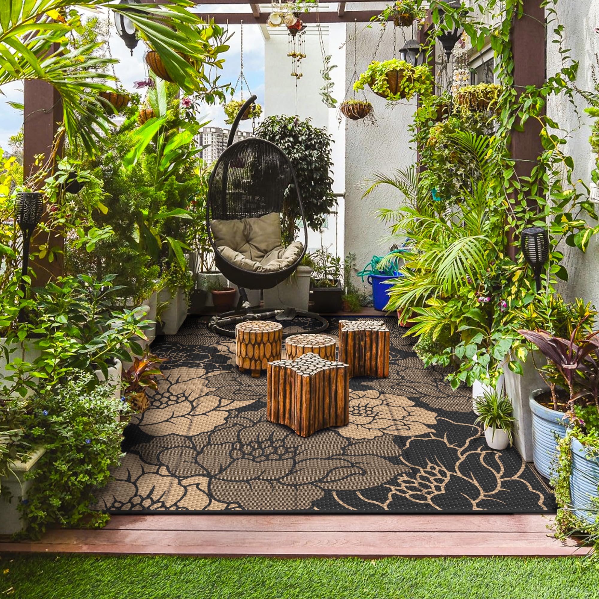 GENIMO Outdoor Rug in a camping setting