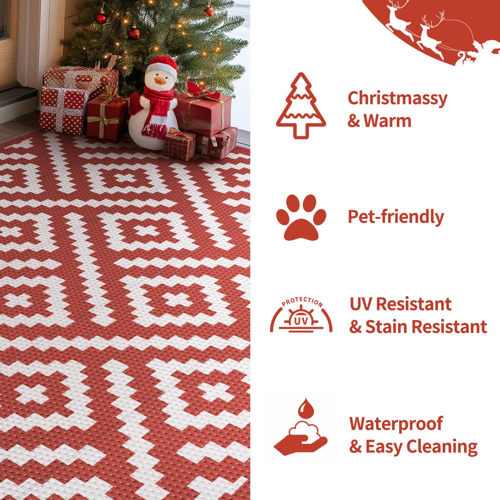 GENIMO Outdoor Rug in outdoor setting on patio