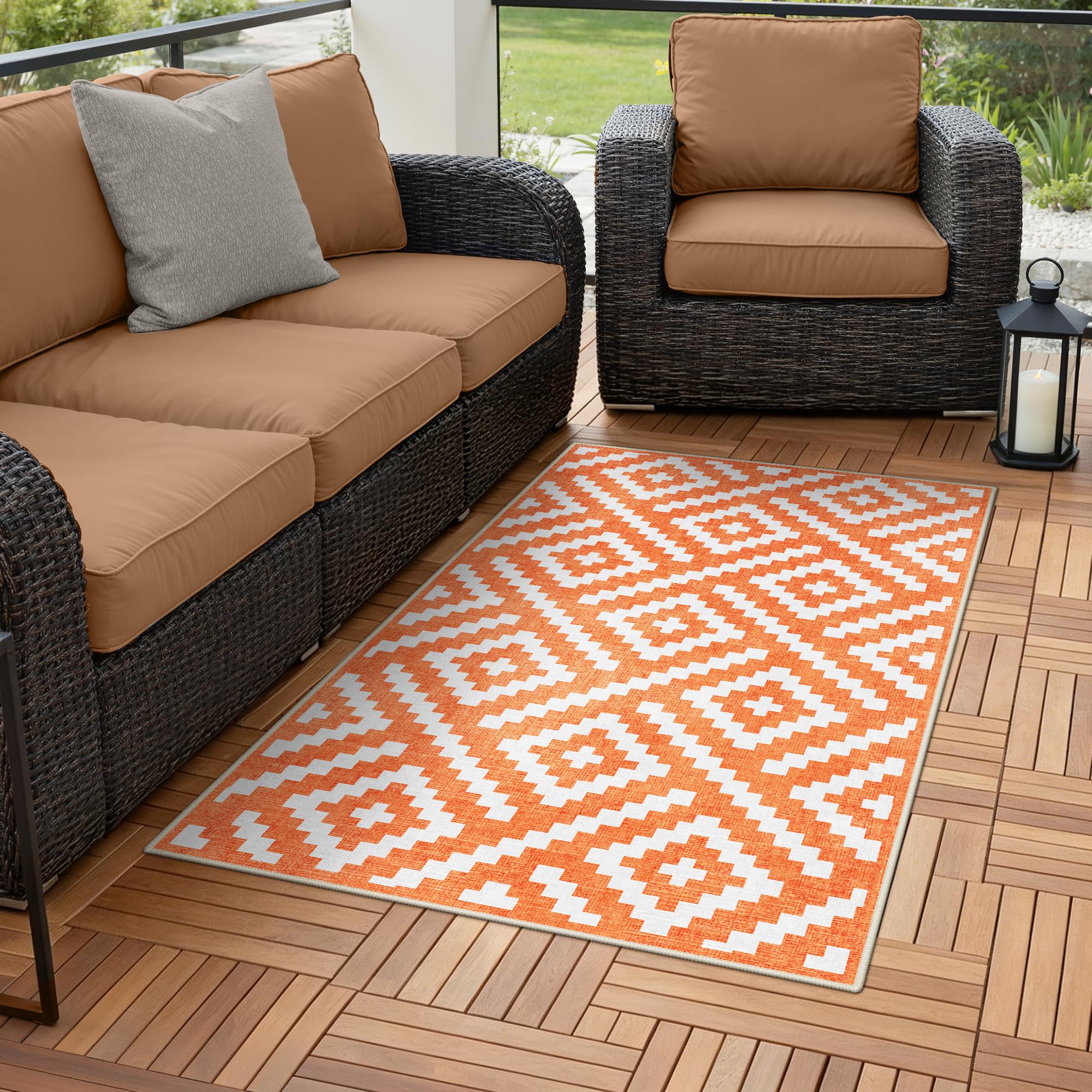 GENIMO outdoor rug mid orange reverse side with geometric pattern