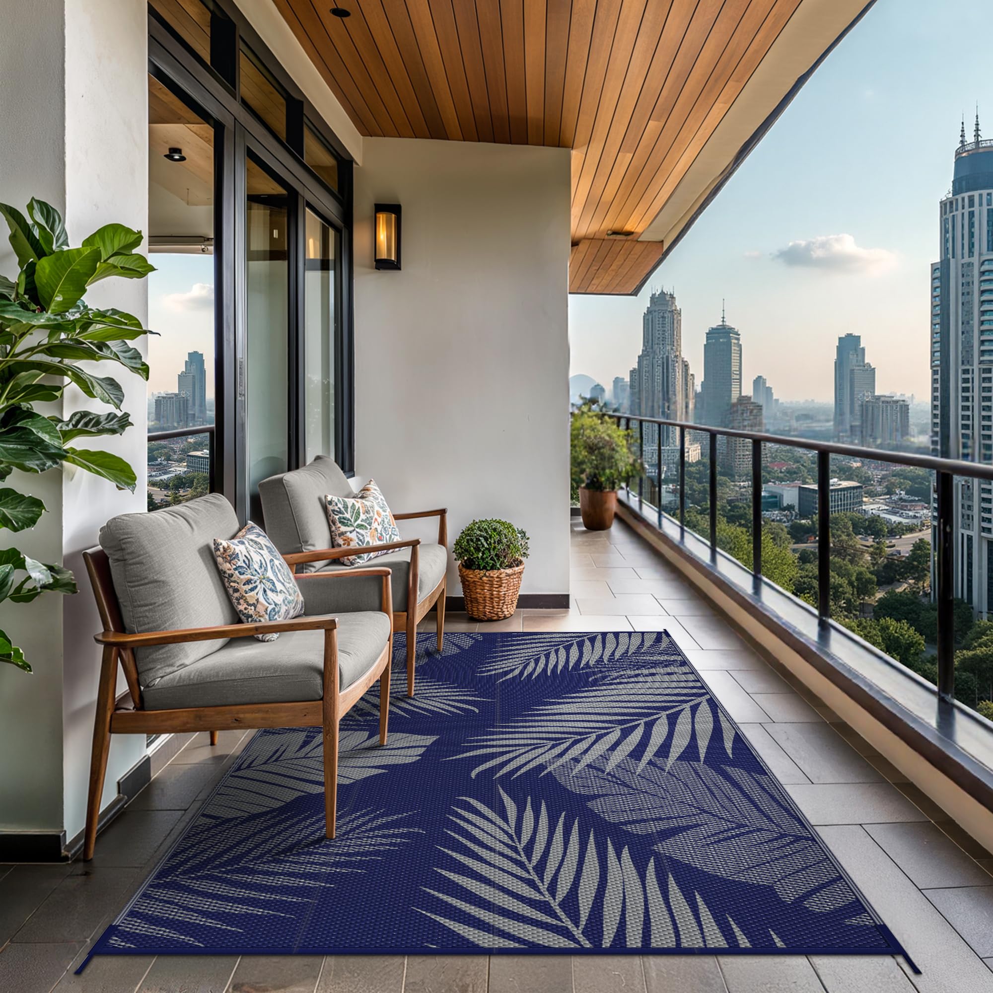 GENIMO outdoor rug on a patio setting