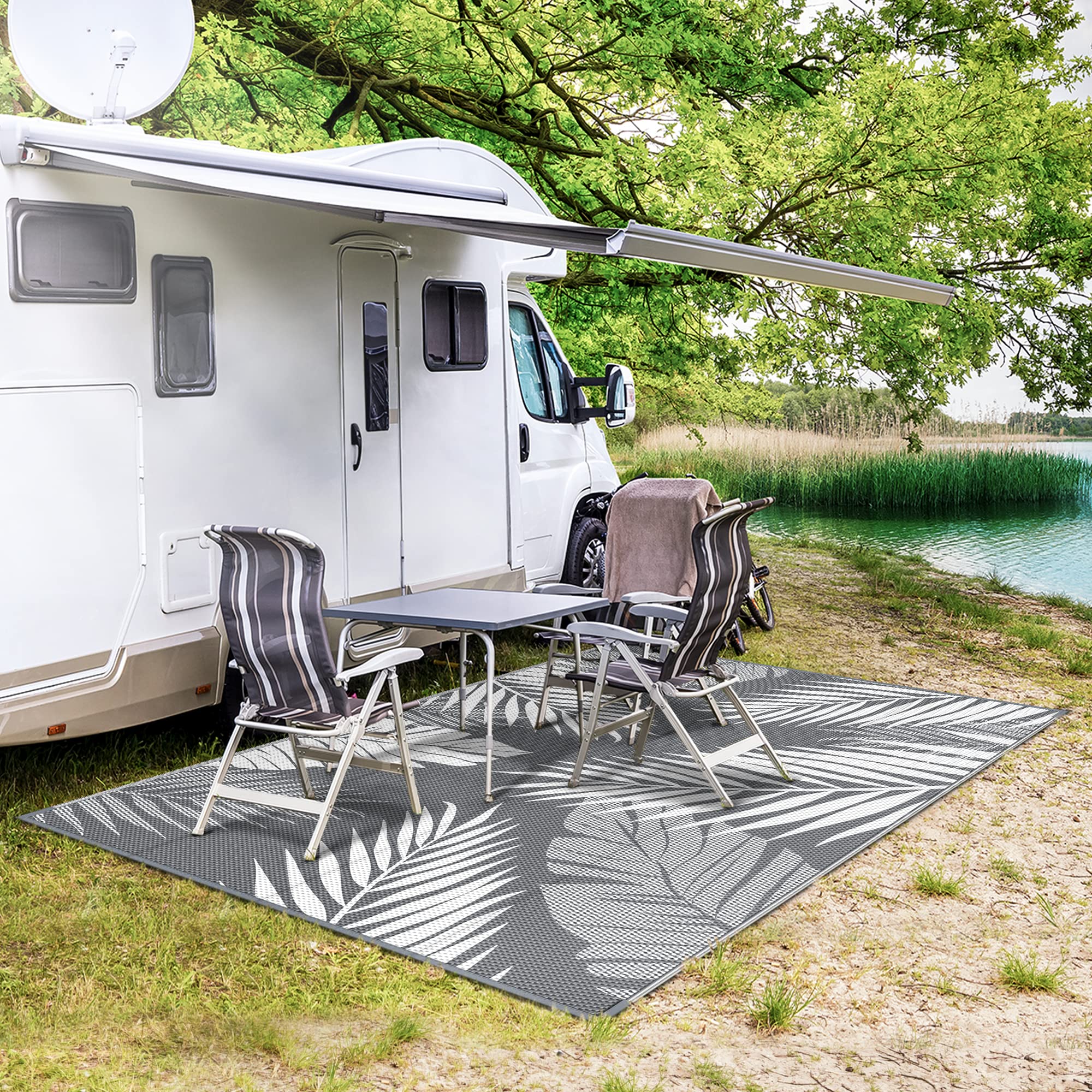 GENIMO Outdoor Rug placed on patio with furniture