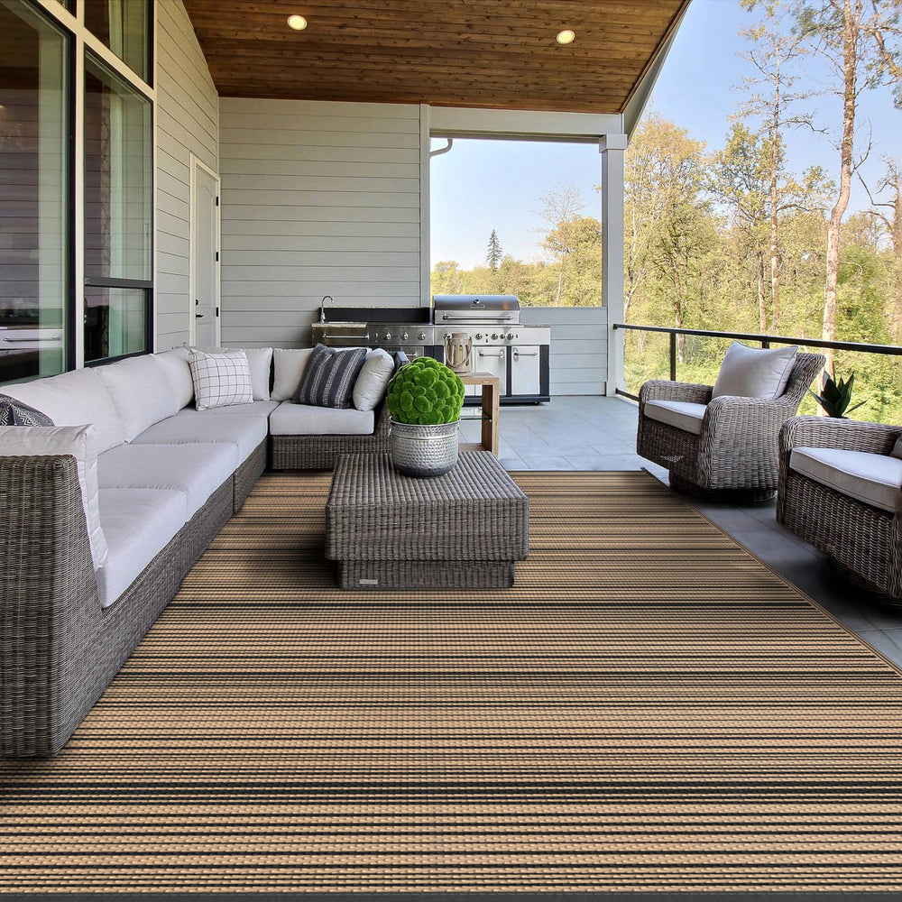 GENIMO Outdoor Rug reversible design with two patterns
