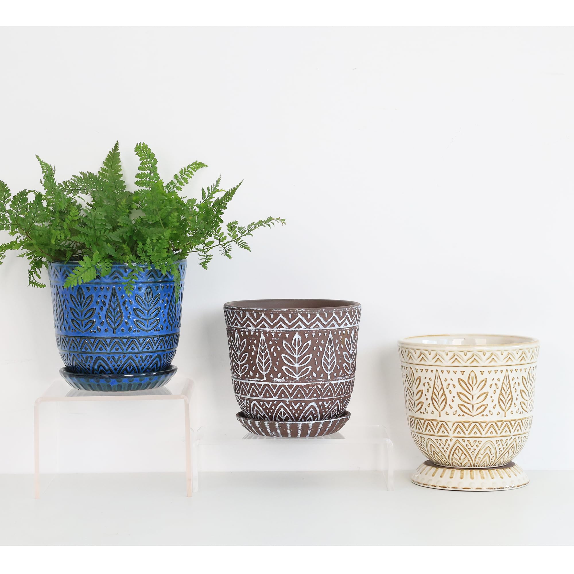 Gepege ceramic plant pots displayed on a desk