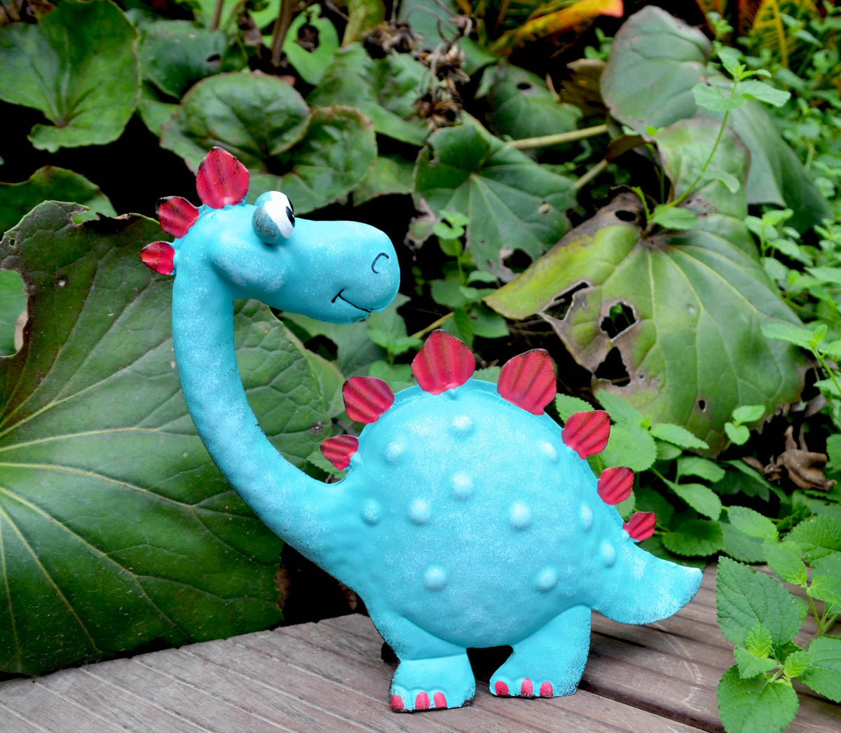 GIFTME 5 Dinosaur Garden Statue front view in turquoise