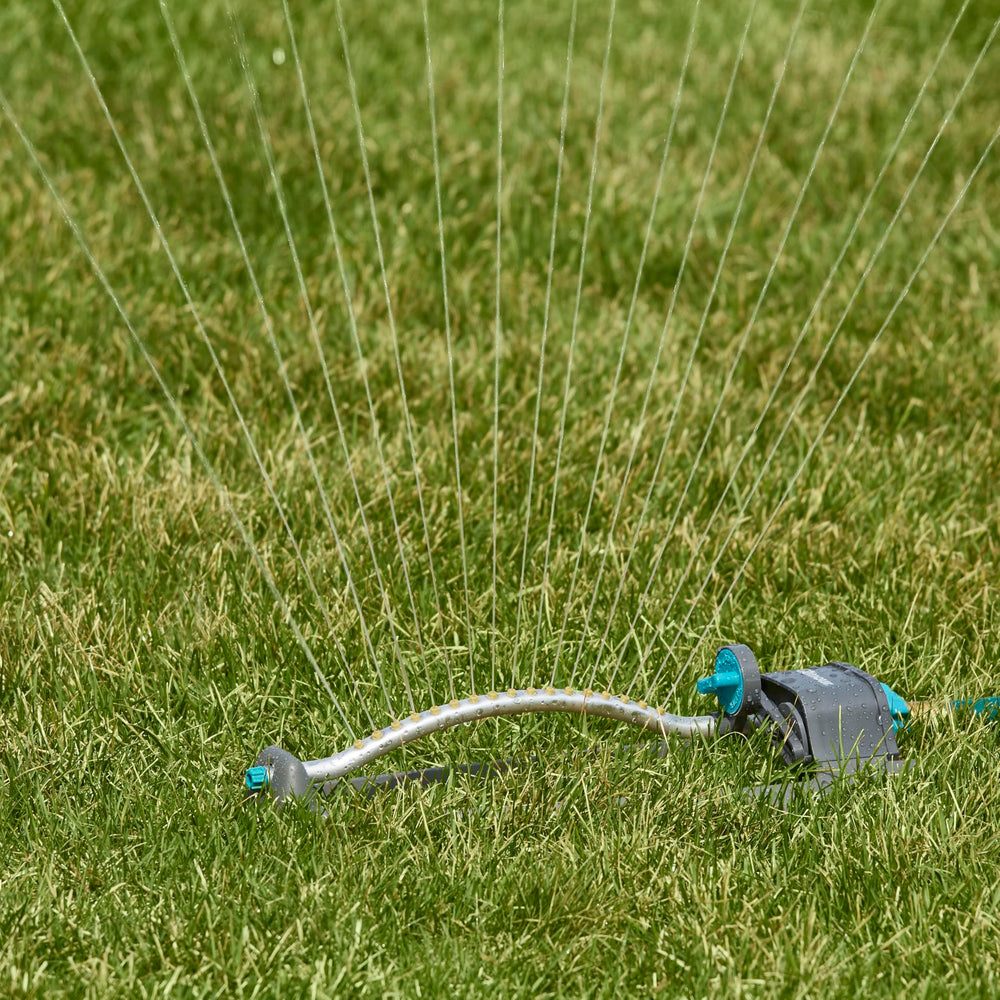 GILMOUR Adjustable Lawn Sprinkler from the side view