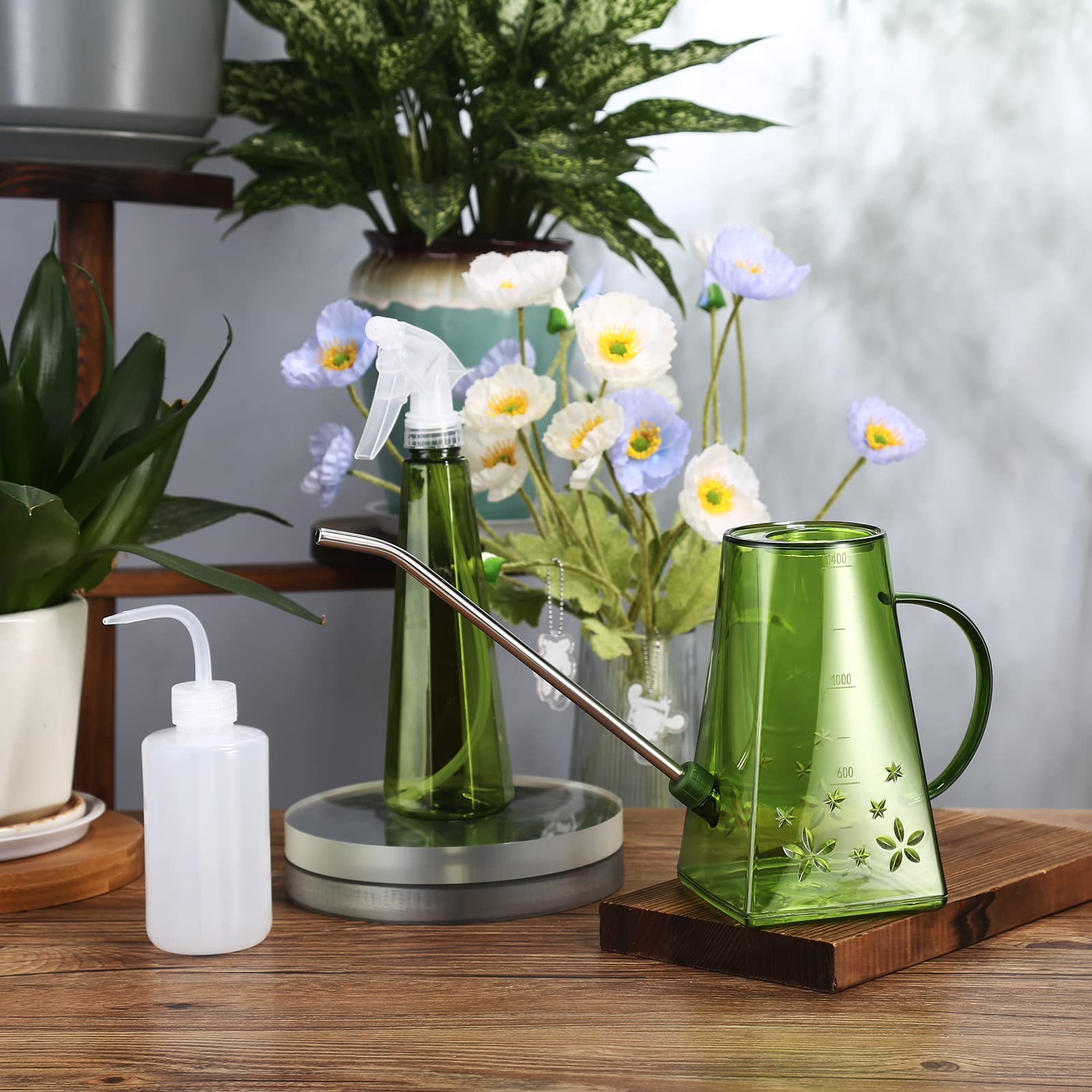 Goowin watering can set with spray and squeeze bottles