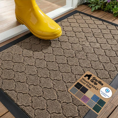 GORILLA GRIP WeatherMAX Door Mat front view in Latte Quatrefoil