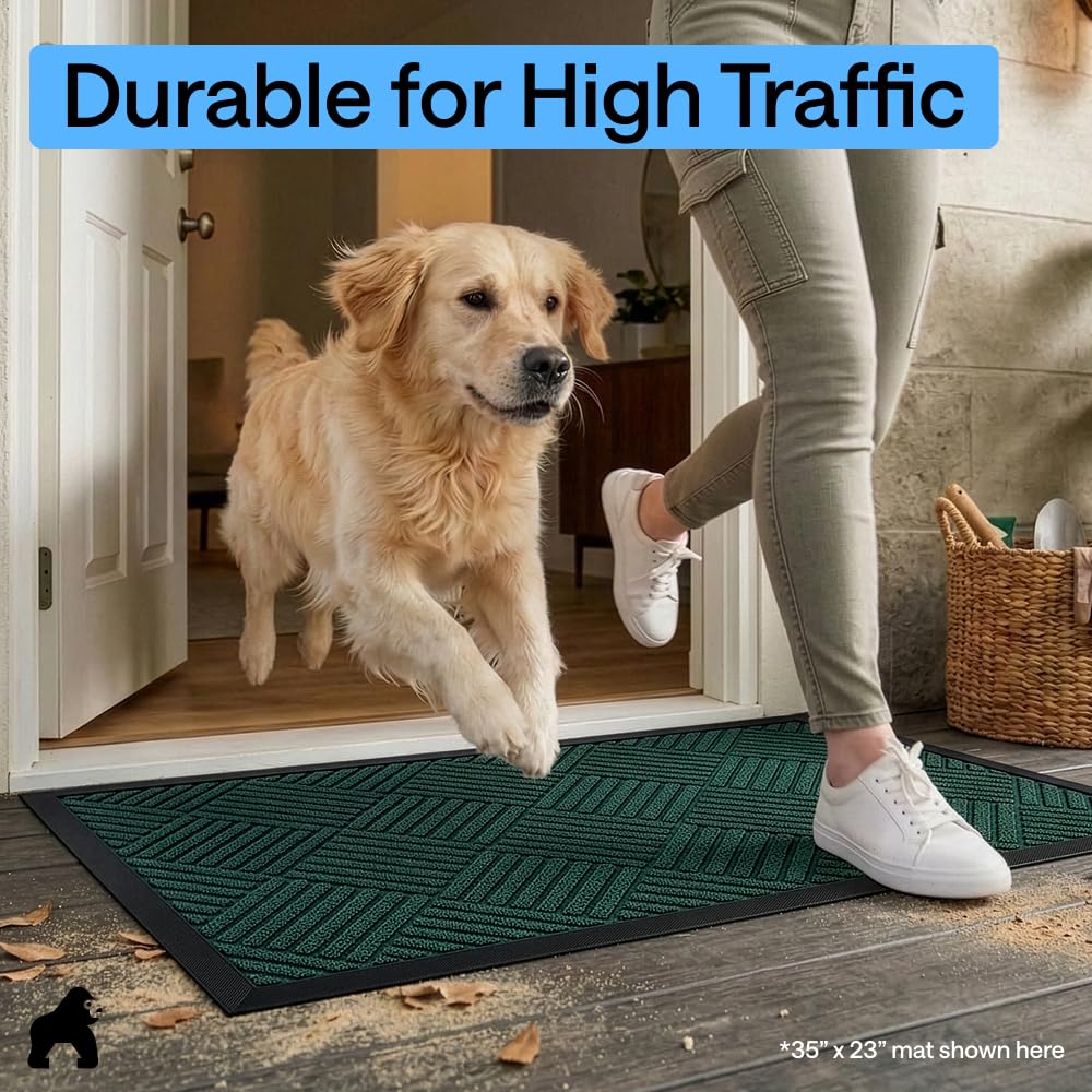 GORILLA GRIP WeatherMAX Doormat capturing dirt and moisture