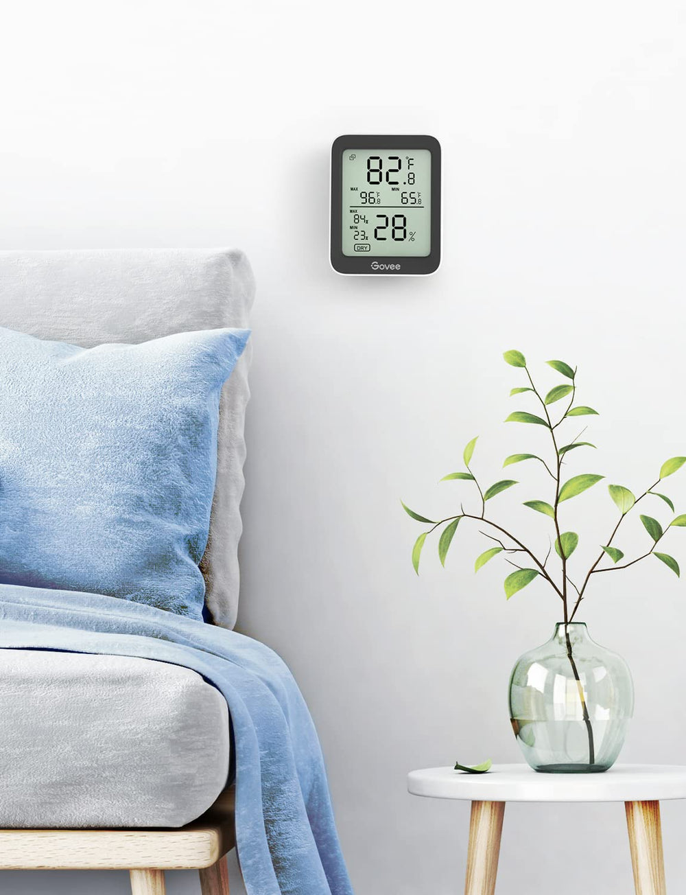 Govee H5075 Hygrometer Thermometer package contents