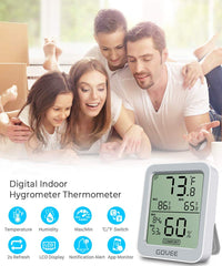 Govee H5075 hygrometer thermometer showing temperature and humidity readings