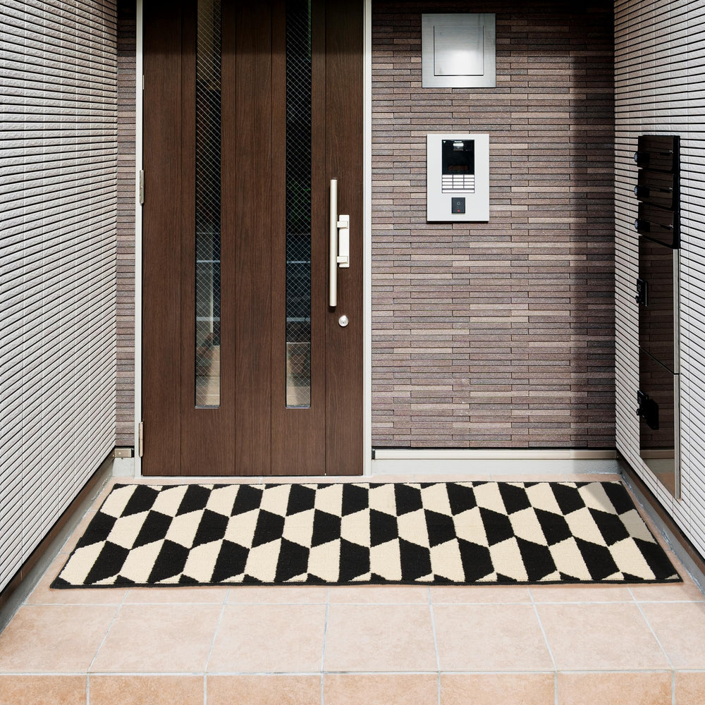 GRANNY SAYS Doormat showing thermoplastic rubber backing