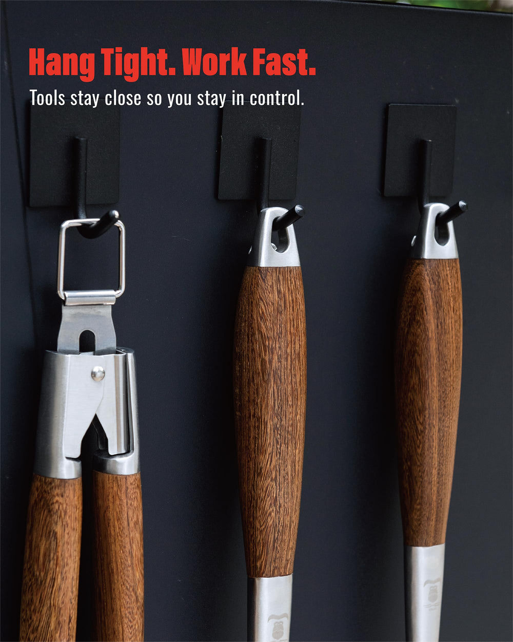 GRILAZ BBQ tools set dimensions on a table