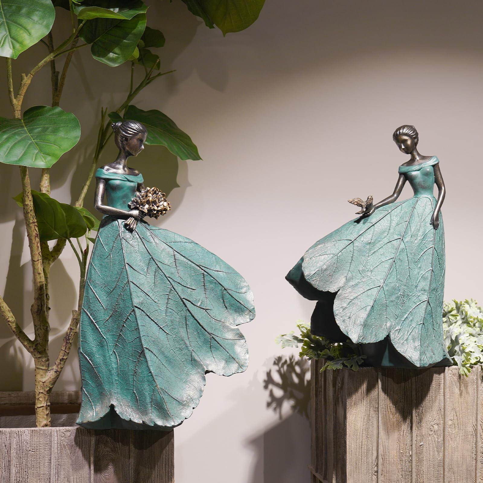 Guichifun Fairy Statue with a bird and flowers in hand