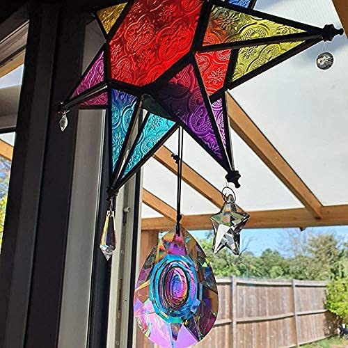 H&D chandelier prism reflecting light indoors