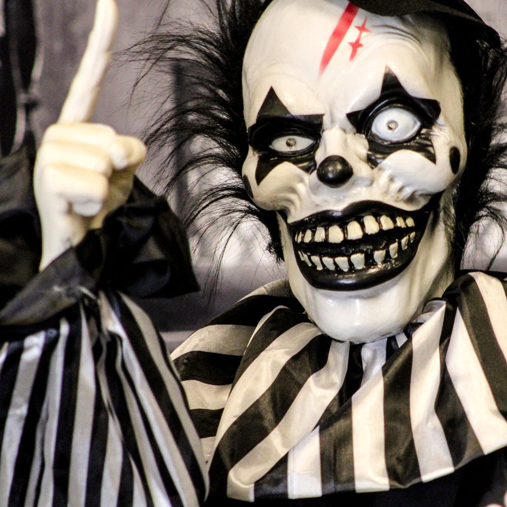 Haunted Hill Farm Clown on display outdoors