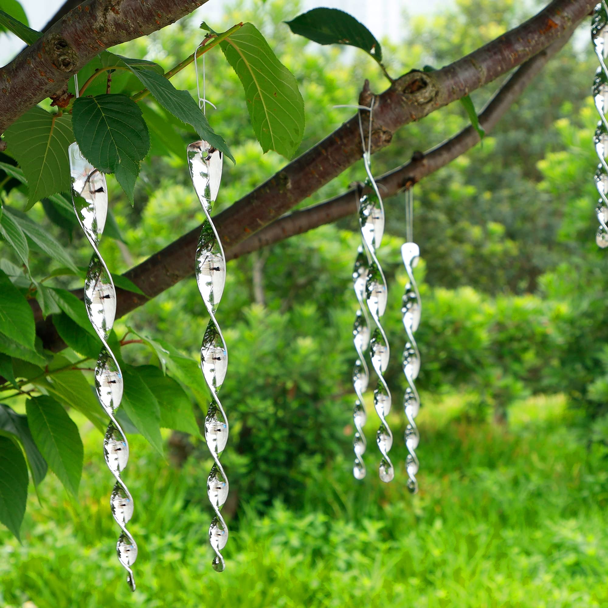 Hausse reflective rods in garden setting