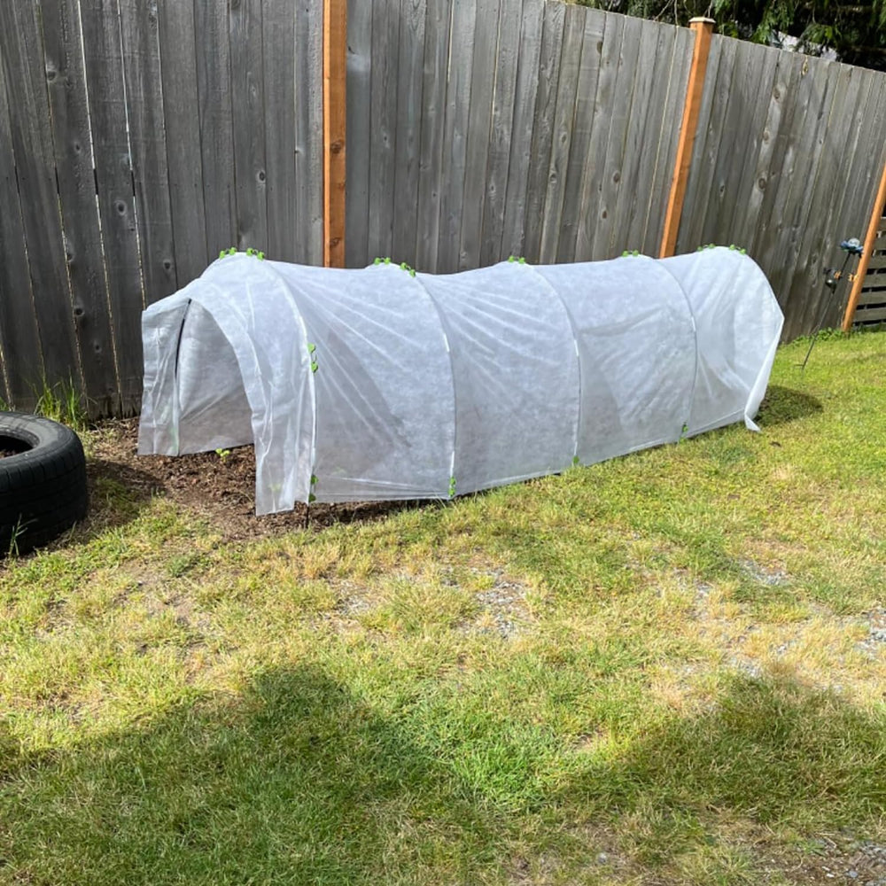 Hdeoops Greenhouse Hoops demonstrating flexible bending