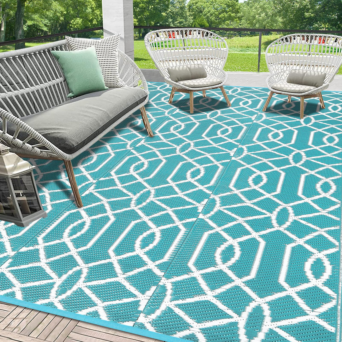HEBE 8'x10' waterproof outdoor rug front view with striped design