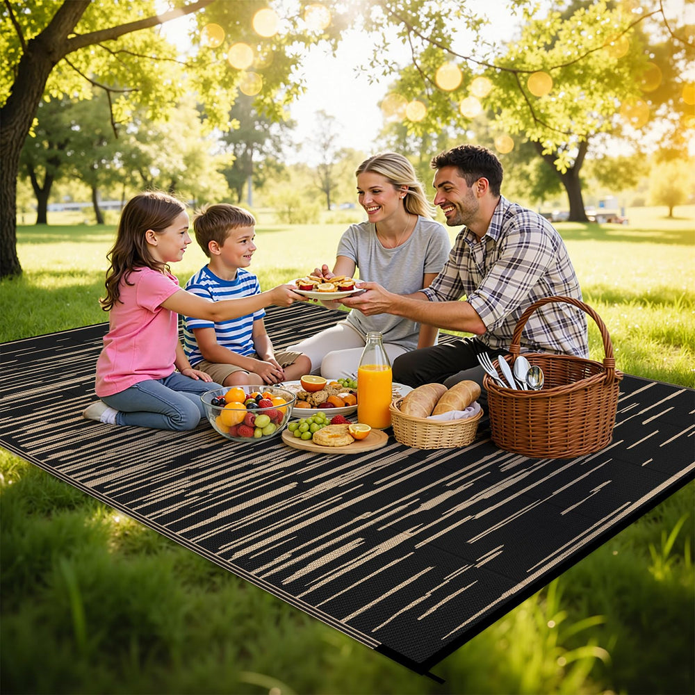 HEBE Outdoor Rug with carrying bag for easy transport