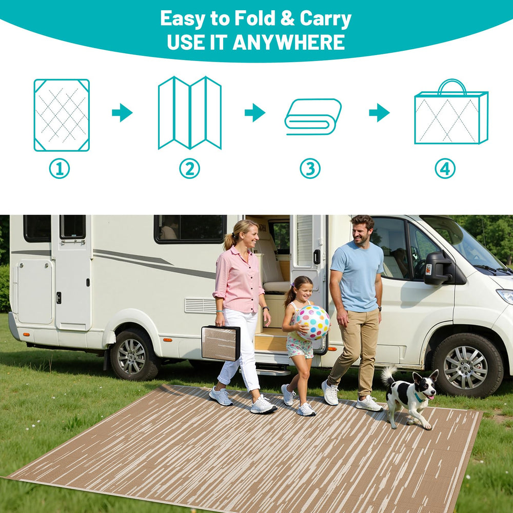 HEBE outdoor rug with stakes in ground