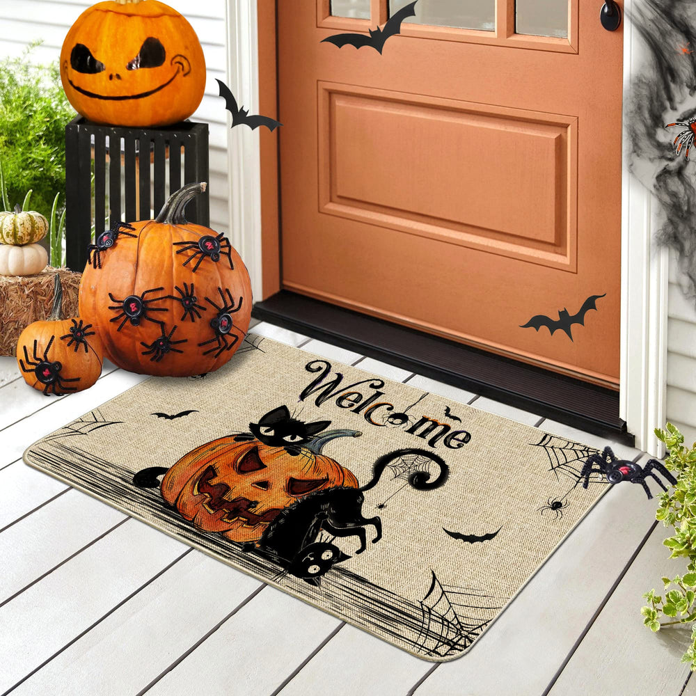 Hexagram Halloween Door Mat close-up of non-slip rubber backing