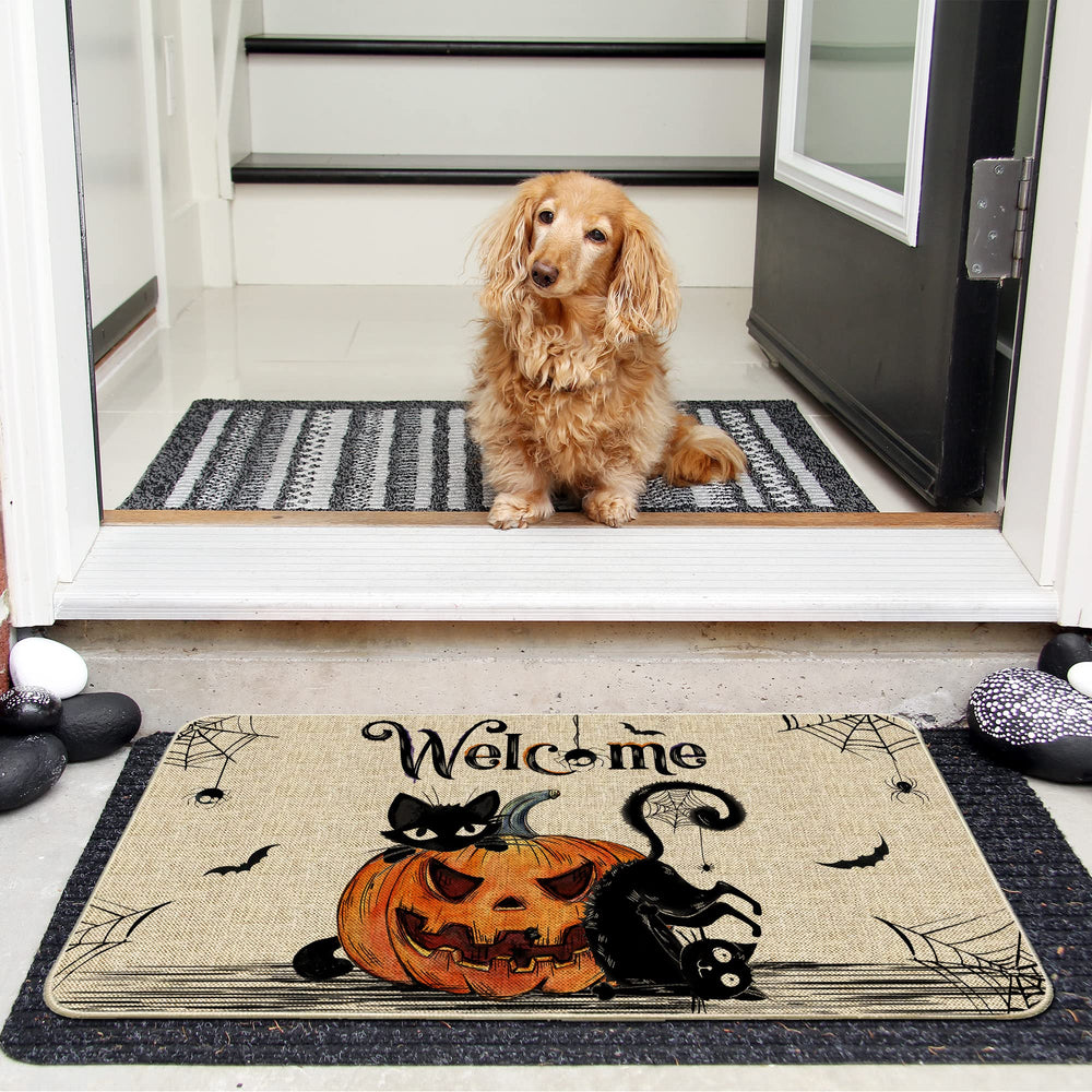 Hexagram Halloween Door Mat side view showing thickness