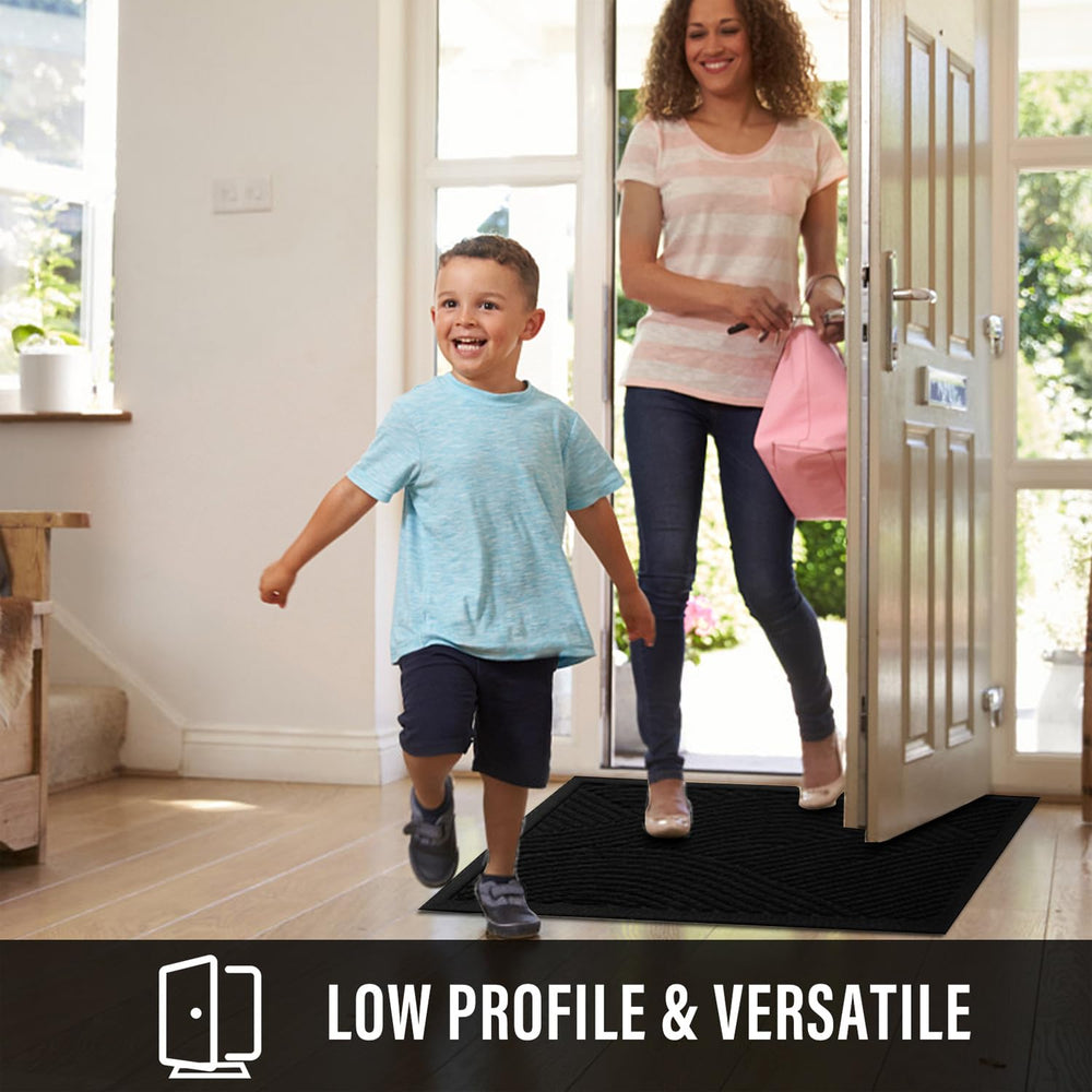 HIYARD mat used at an entryway, scraping dirt