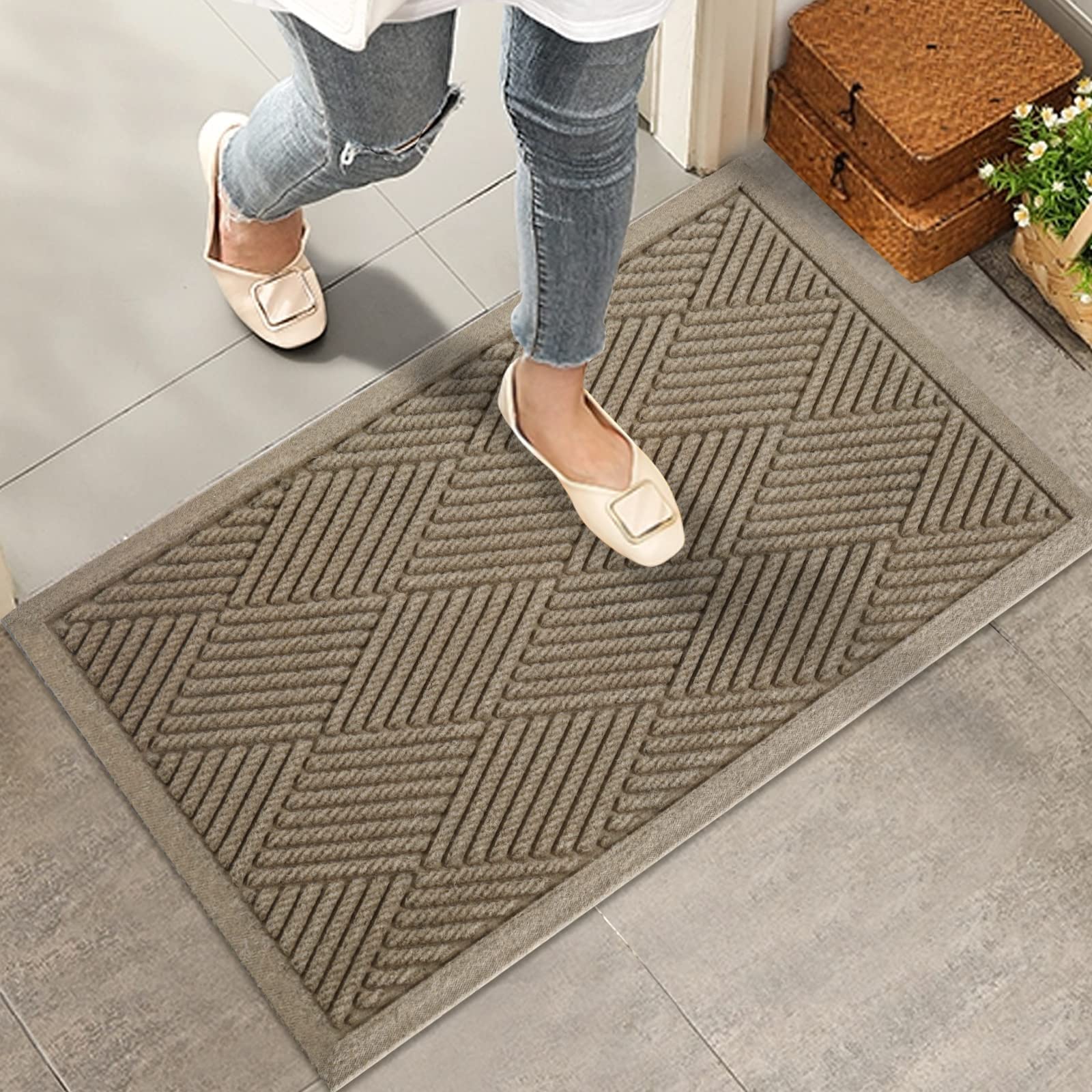 HIYARD Sturdy Front Door Mat beige front view