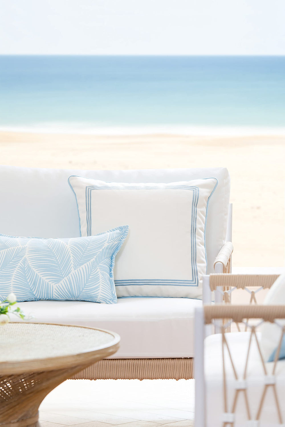 Hofdeco Premium Coastal Lumbar Pillow Cover back view with matching pattern