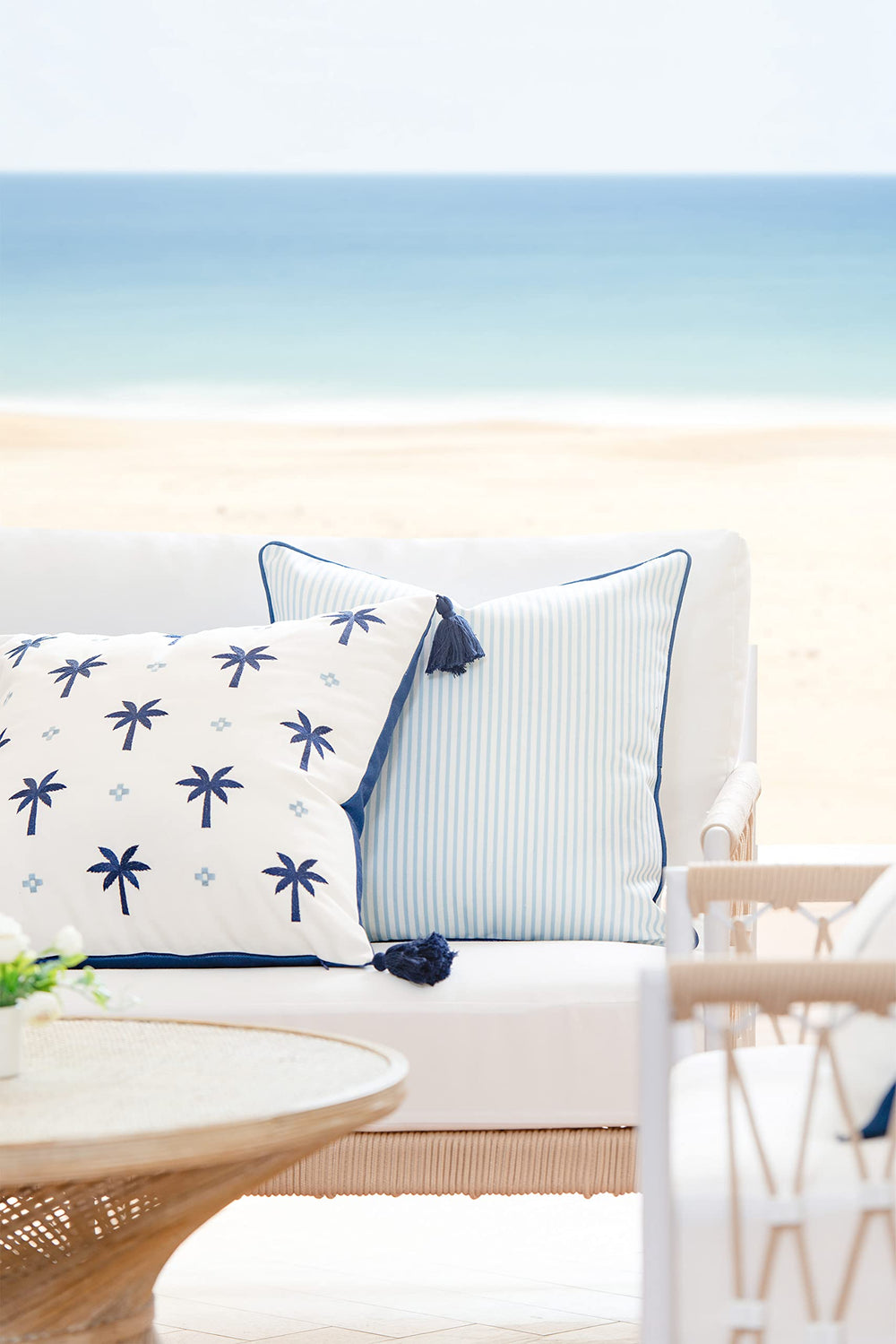 Hofdeco Premium Coastal Pillow Cover 20x20 blue striped back view