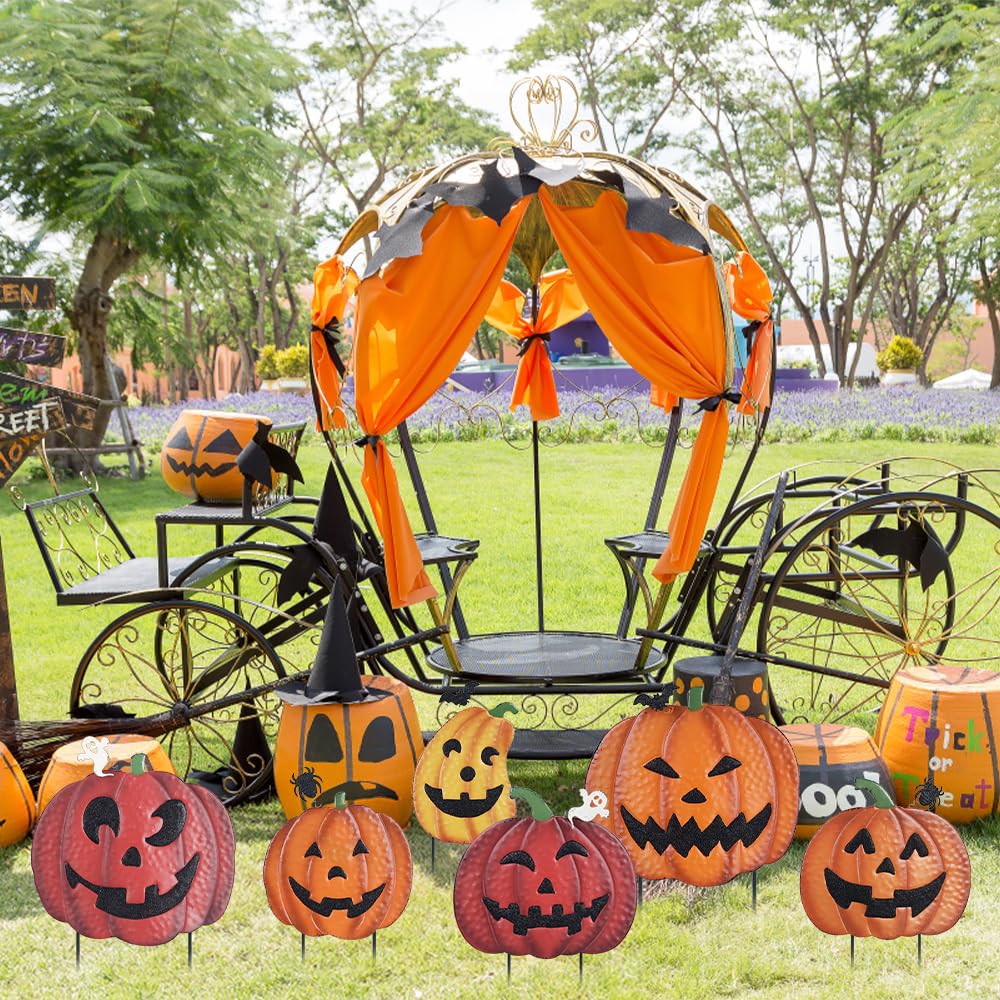 Hogardeck Halloween pumpkin stakes in a festive outdoor display