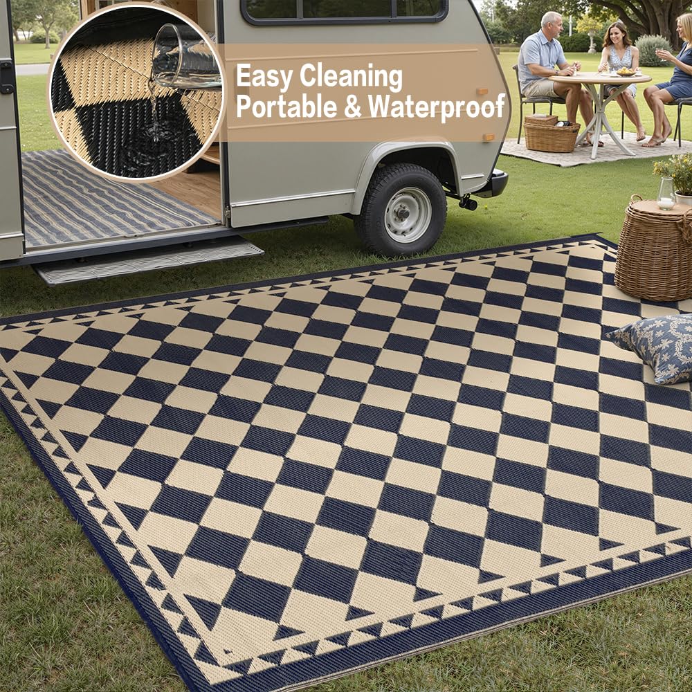 HUGEAR outdoor rug displayed at a beach picnic