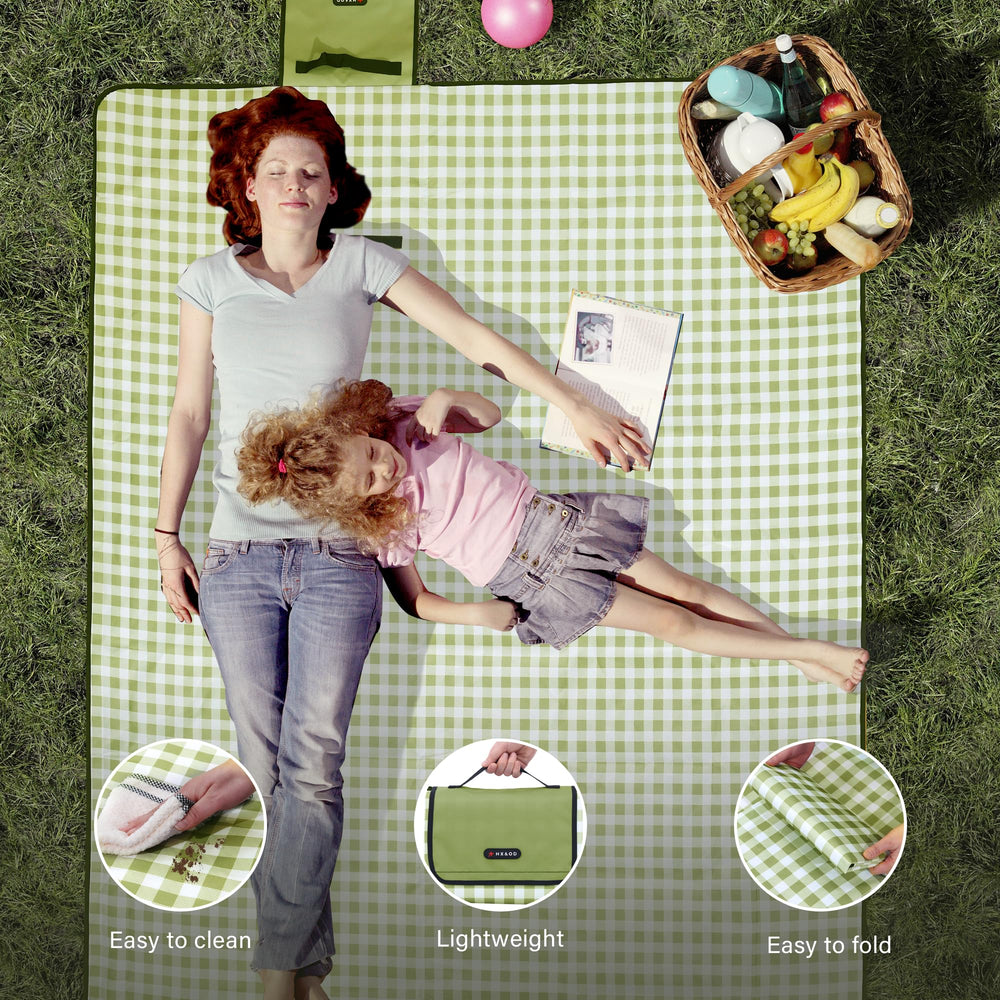 HX&OD Picnic Blanket with family enjoying outdoors