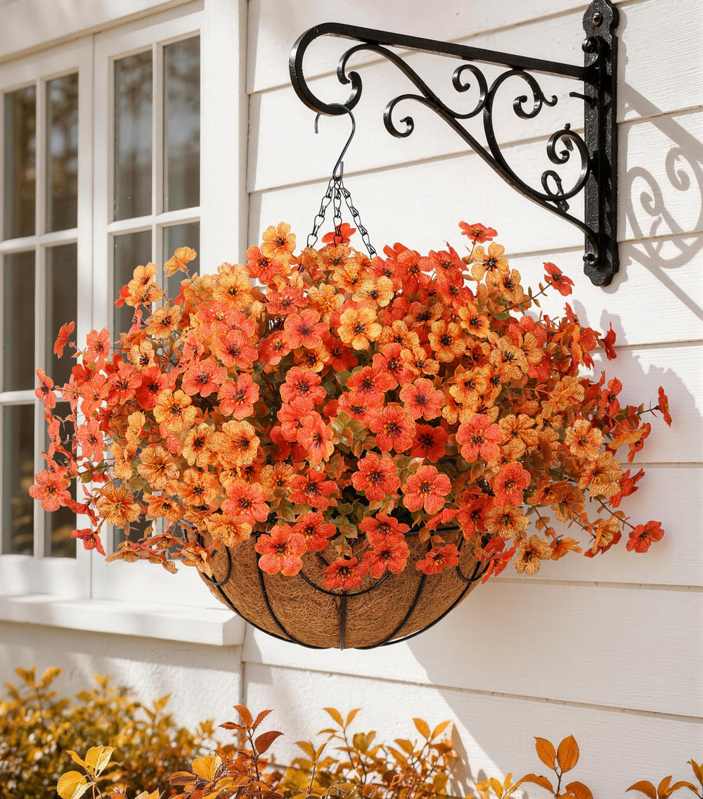HyeFlora Hanging Planter displayed on a balcony