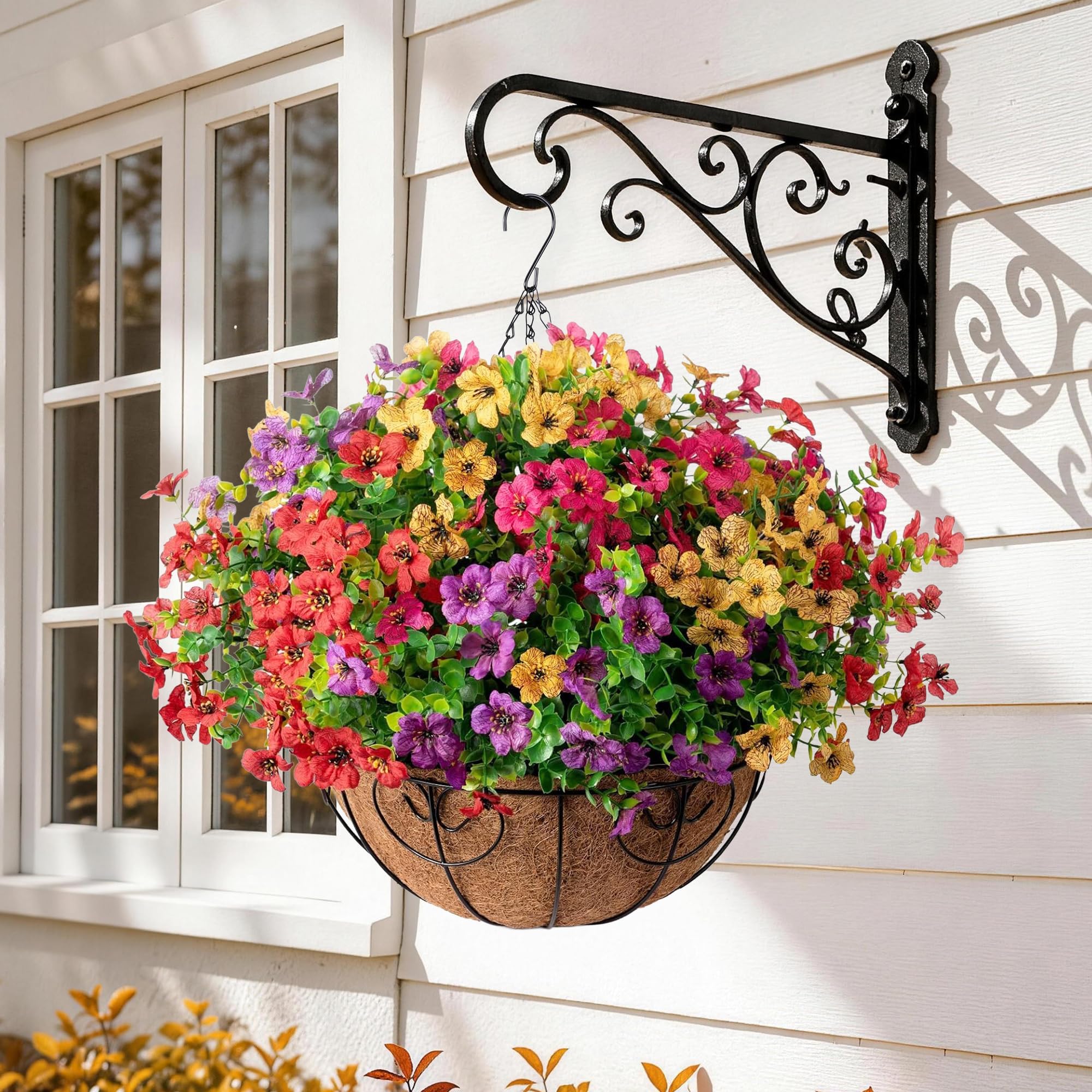 HyeFlora hanging plants basket displayed on a patio