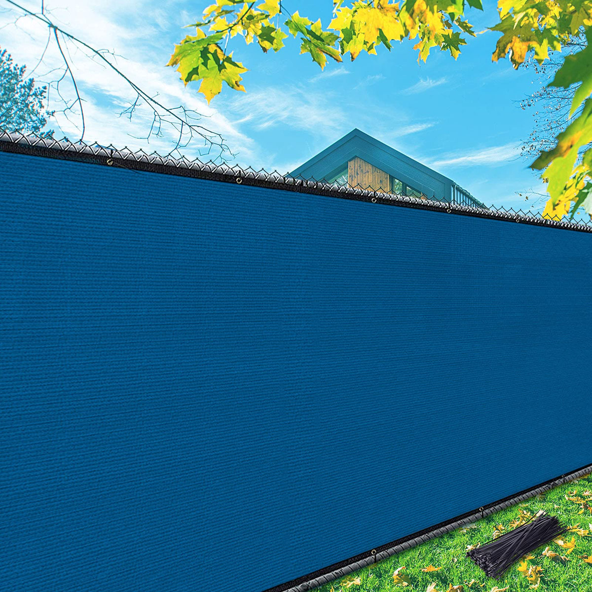 i COVER 6x25ft heavy-duty privacy screen in royal blue, front view